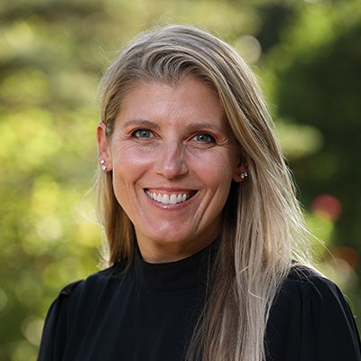 Emily Laube Pelphrey ’99